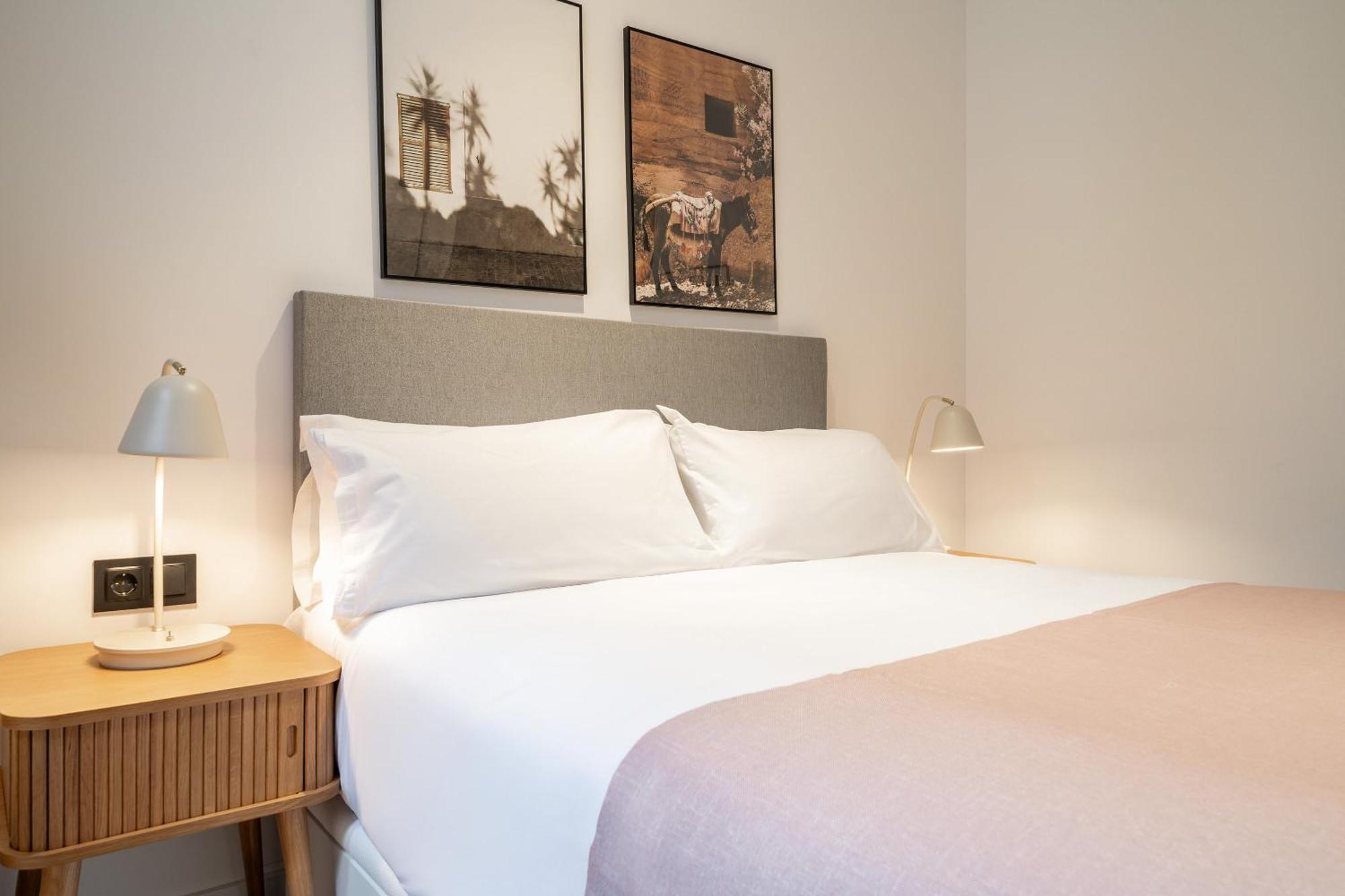 Limehome Malaga Calle Victoria Habitación foto